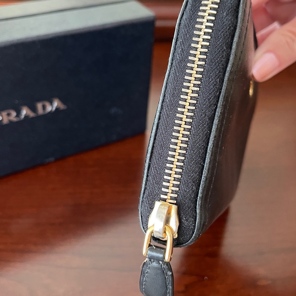Prada Black Leather Zip-Around Wallet - Picture 3 of 10